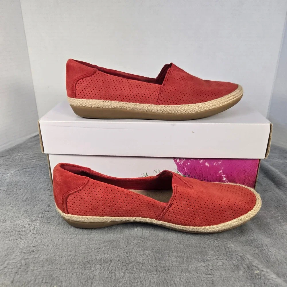 Clarks Collection Red Suede Perforated Espadrille Loafers Womens 7M 261509014045
